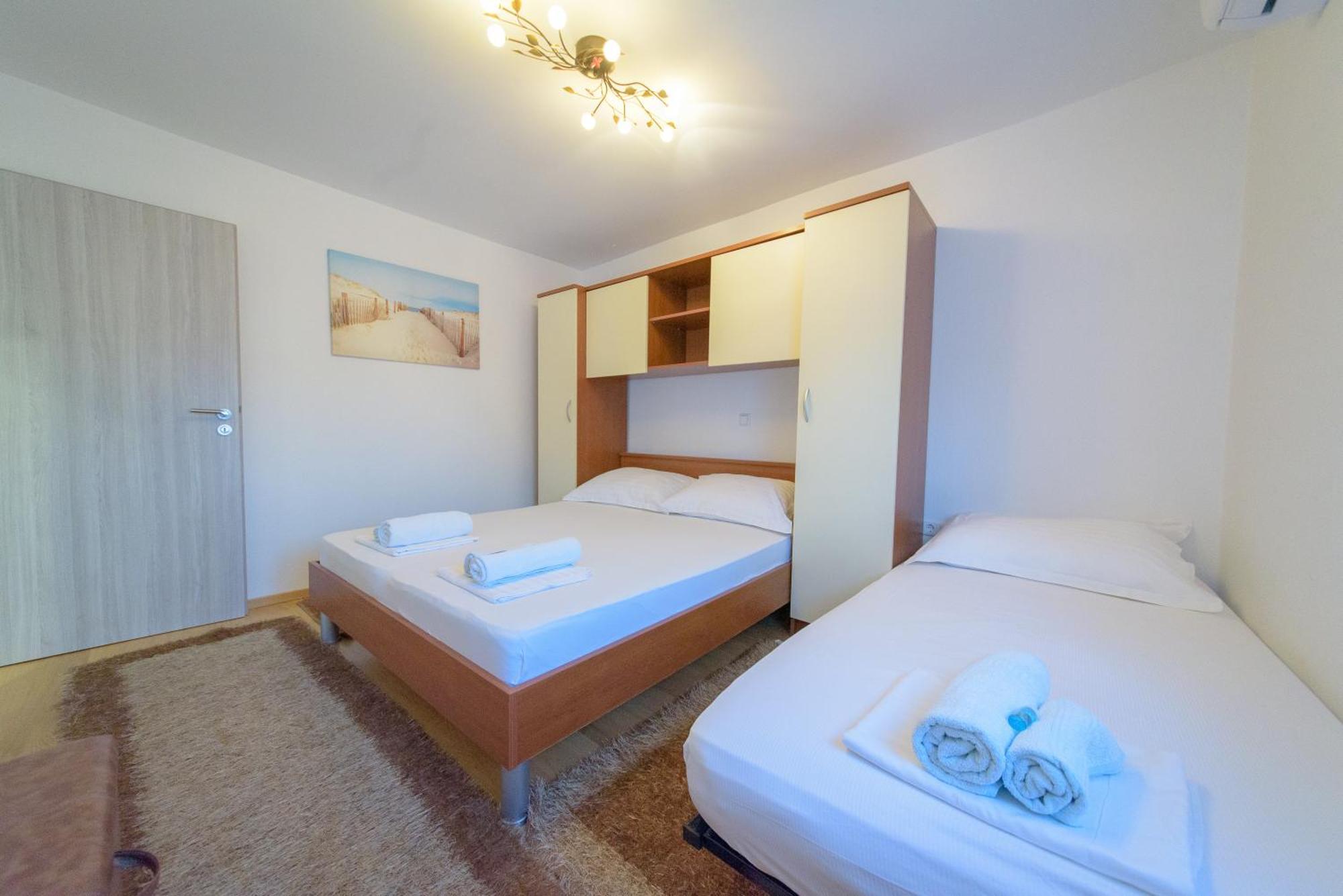 Jeli Apartments 斯塔利格拉德-帕克利尼卡 客房 照片