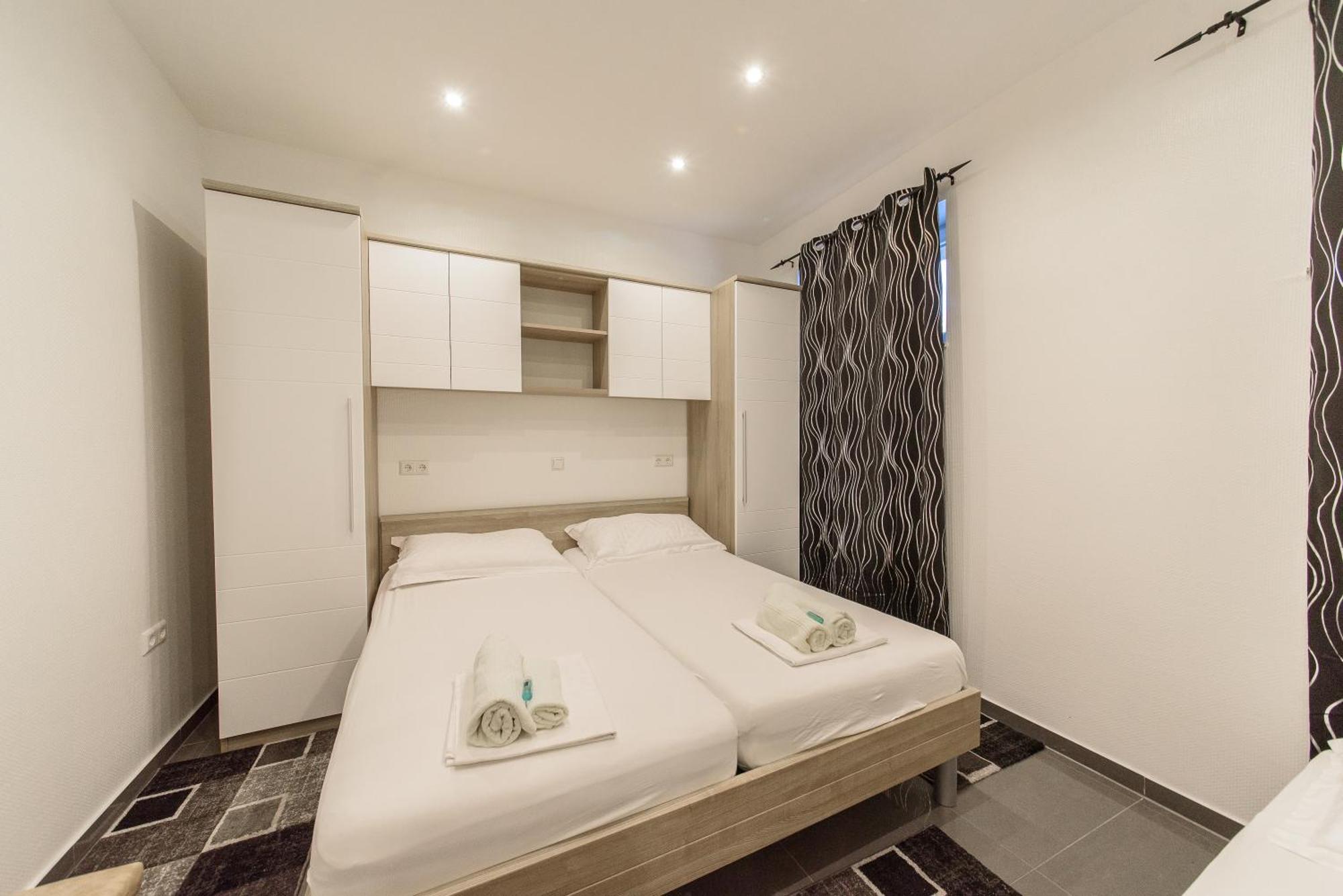 Jeli Apartments 斯塔利格拉德-帕克利尼卡 客房 照片
